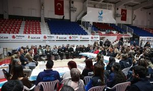 Aliağa Belediyesi Çalışanları Başkan Serkan Acar’a Doğum Günü Sürprizi ve Vefa Dolu Sohbet