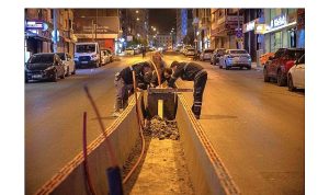 Bornova Merkez Kapalı Pazaryeri Yakınında Kalıcı Orta Refüj Projesi Başladı