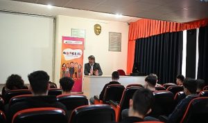 Gençlik Buluşması: Kocaman, Fevziye Tezcan Lisesi Öğrencileriyle Samimi Sohbetler Yaptı