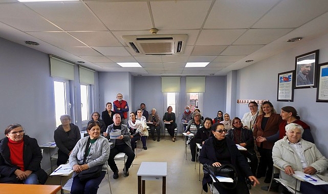 İleri Yaş Akademileri: Karabağlar’da 60+ İçin Yeni Bir Başlangıç ve Toplumsal Dayanışma