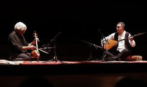 İzmir’de İki Usta: Kalhor ve Erzincan’dan Kültürlerarası Müzik Buluşması