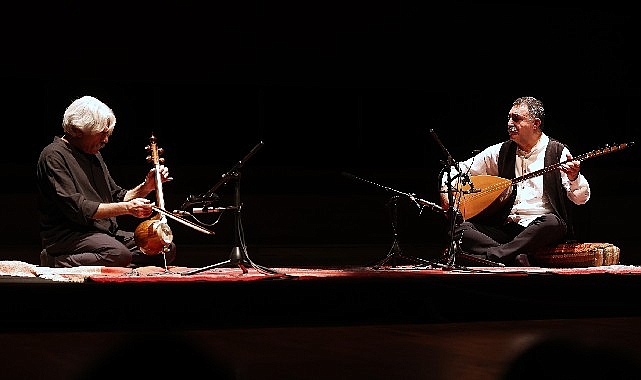 İzmir’de İki Usta: Kalhor ve Erzincan’dan Kültürlerarası Müzik Buluşması