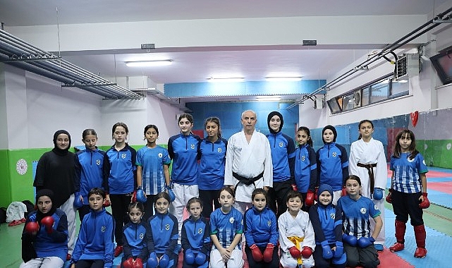 Kartepe’de Ücretsiz Spor Okulları: Geleceğin Yıldızları İçin Yola Çıkan Destekleyici Eğitim Programı