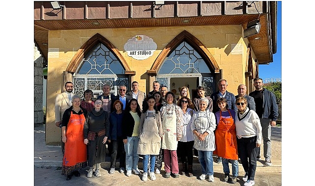 Kemer Belediye Başkanı ve Meclis Üyelerinin Tekirova Seramik Atölyesi Ziyareti