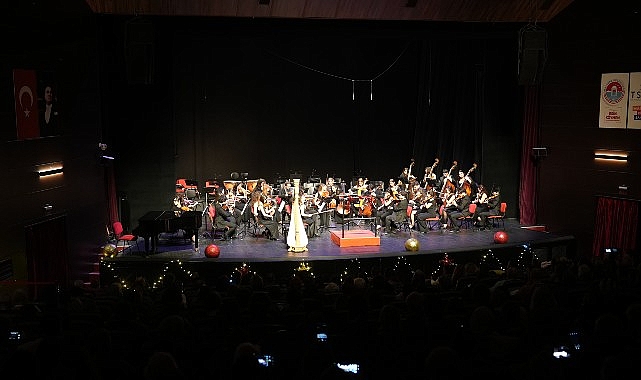 Maltepe’de Yeni Yıl Coşkusu: Genç Müzisyenlerden İçten Bir Konser
