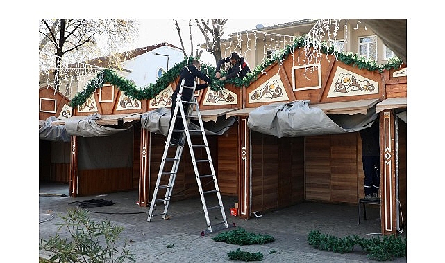 Mudanya’da Yeni Yıla Özel Festival: Mütareke Meydanı 13 Gün Boyunca Canlı Etkinliklerle Dolu