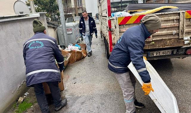 Altıeylül’de Kaba Atık Seferberliği: Ekipler Sahada, Hedef Daha Temiz Mahalleler