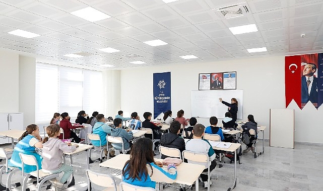 Aydın’da Eğitimde Erişilebilirlik ve Destek: Büyükşehir’in Öğrenci Odaklı Girişimleri
