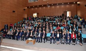 BAÜN’de Akademik Gurur Günü: Başarı ve Üniversiteye Katkı Ödüllendirildi