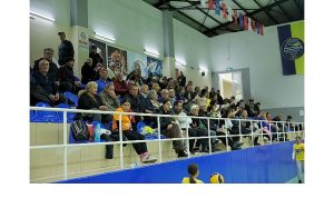 Didim Belediyespor Kadın Voleybolu 3-0’lık Net Galibiyetle Sevk Edildi: Volkan Güç Spor Üstünlüğü Weiss’a Dönüştü