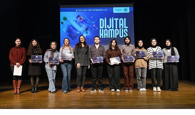 Dijital Kampüs Programıyla 235 Öğrenci Sertifikalarını Halkevi Gençlik Merkezi’nde Aldı