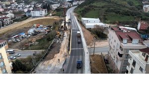 Gebze Eskihisar Köprülü Kavşak Projesi: Trafik Akışında Batı Yönlü Devrim ve Aydınlatma Güçlendirmesi