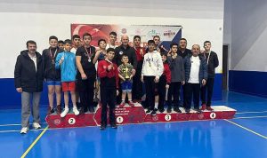 Gürespor Güreşte de zirvede: İlçenin gururu oldu