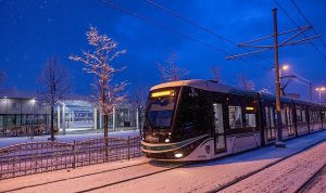 Kocaeli Ulaşımında Yılbaşı Özel Yoğunluk Yönetimi: Ek Seferler ve Kesintisiz Tramvay Hizmeti