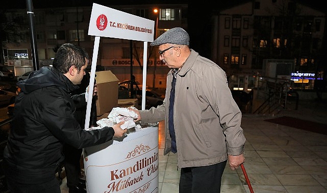 Regaip Kandili’nde Keçiören’de Kandil Simidi ve Duygusal Paylaşım