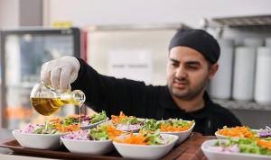 Askıda Yemek: Dayanışmanın Kent Lokantalarından Büyüyen Hikayesi