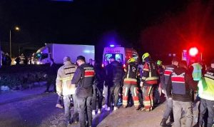 Balıkesir OSB Yolunda Feci Kaza: 2 Genç Hayatını Kaybetti, 5 Yaralı