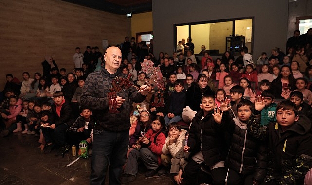 Karagöz Rüzgarı Osmangazi’de: Çocuklar Sömestrde Gölgelere Yolculuk