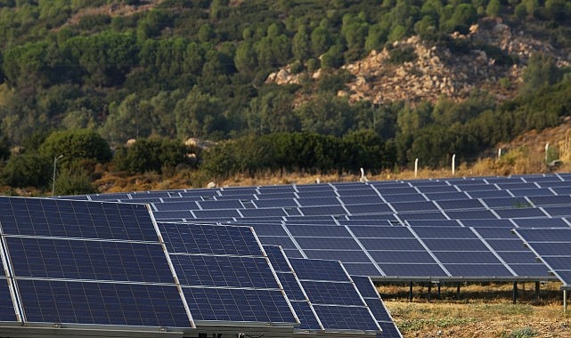 Karşıyaka’nın Güneşle Büyüyen Bütçesi: 2025’te Temiz Enerji ve Karbon Tasarrufu