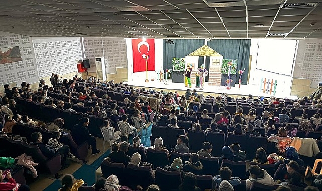 Kartepe’de Yarıyıl Neşesi: İçimizdeki Mutluluk Tiyatrosuyla Başladı