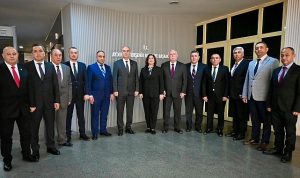 Özlem Çerçioğlu’na Ziyaret: Aydın Şoförler Odası Başkanı Semih Özmeriç ile Yönetimi Teşekkürlerini İlettİ