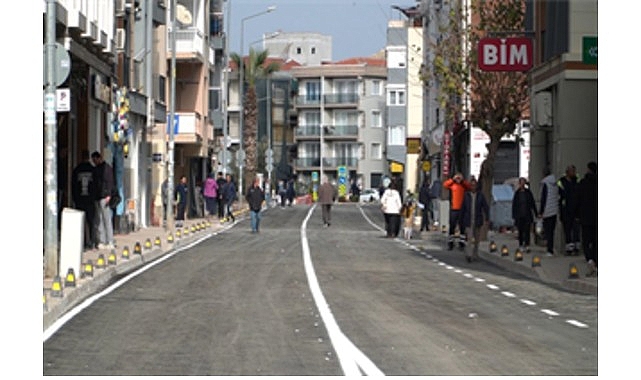Seferihisar Şehit General Temel Cingöz Caddesi Yenilendi: Altyapı ve Yaya Konforunda Büyük İnceleme