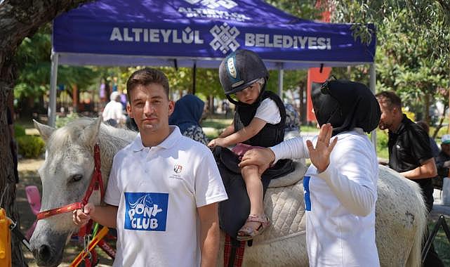 BAŞKAN ŞEHİRLİ ÇOCUKLARIN HEYECANINA ORTAK OLDU