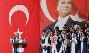 DEÜ GSF 2025-2026 Mezuniyet Töreni: Sanatın Işığını Geleceğe Taşıyan Gençler