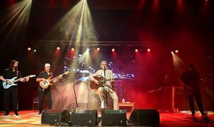 Didim’de Yaz Konserleri Çelik ile Coştu: Büyükşehir’in Etkinlikleri Sürüyor