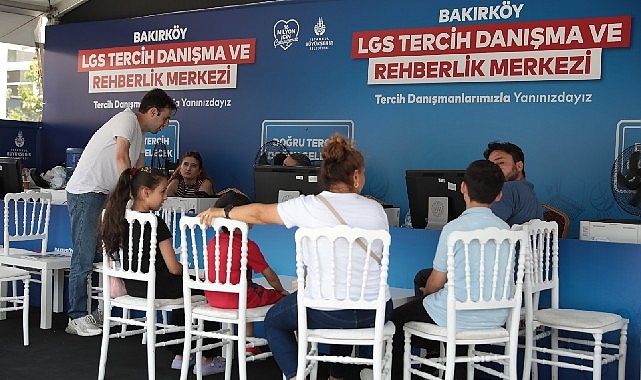 İBB LGS Tercih Danışmanlığı: Ücretsiz Rehberlik Hizmeti Kadıköy ve Bakırköy Meydanlarında