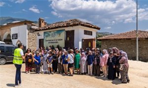 Kırsal Halk İçin Kültür Gezileri: İzmir Büyükşehir Belediyesi’nin Muhtar İşbirliğiyle Zenginleşen Deneyim