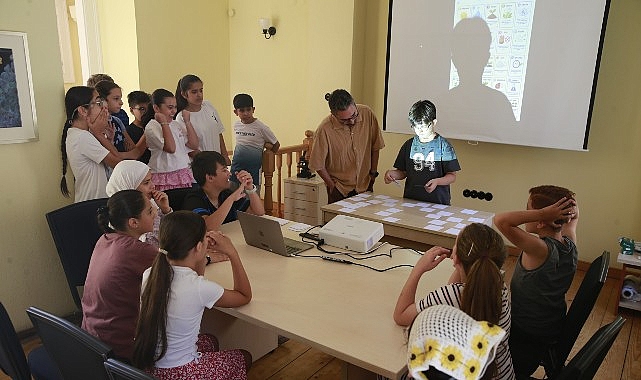 Konak Belediyesi Çocuk Yaz Programı ile Yaz Tatili Şenleniyor