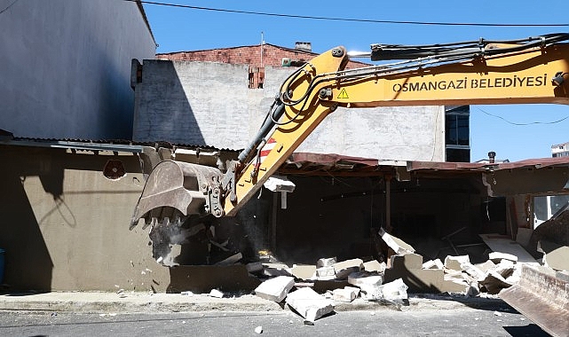 Osmangazi’de Ruhsatsız Yapılara Karşı Sıkı Denetim ve Yıkım Uygulamaları