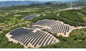 Yapay Zekâ Destekli Enerji Üretim Tahmini ve Anomali Tespit Sistemi: Üniversite-Sanayi İş Birliğinin Yeni Adımı